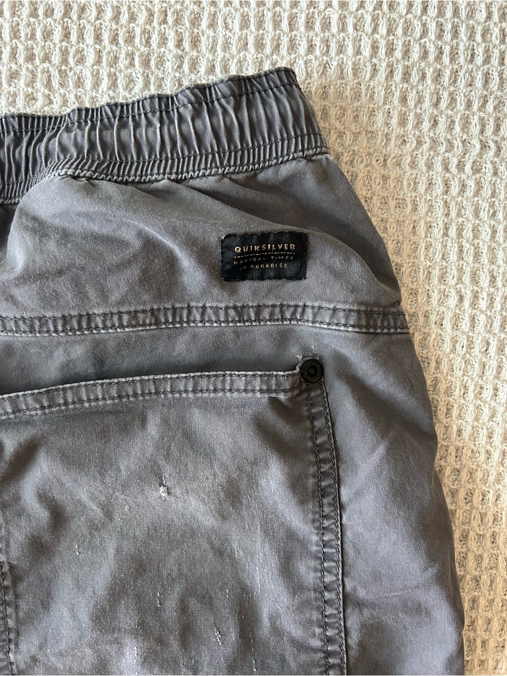 Quiksilver Men's Olive Green and Gray Shorts Bundle - Picture 13 of 15